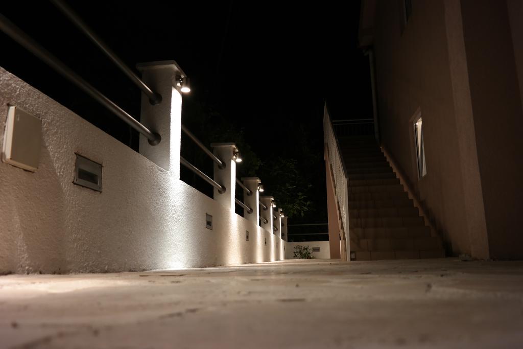 Apartments Lalevic Donji Morinj Ngoại thất bức ảnh